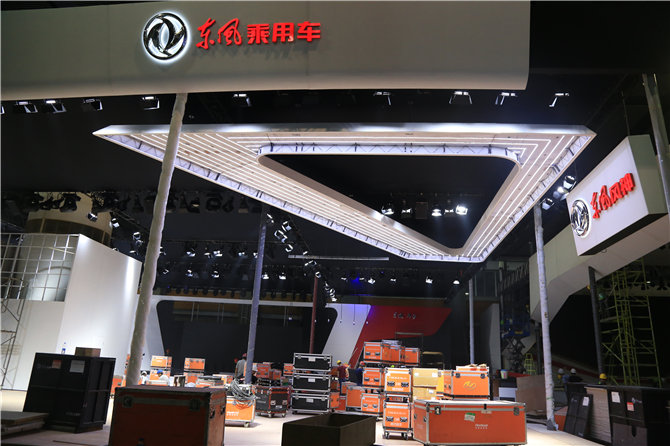 广州车展探馆日,2019广州车展探馆雷克萨斯