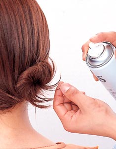 最简单的盘头发方法30岁,步摇盘头发的简单方法