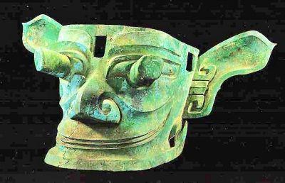 这么简单，石鞋涂朱砂是防止邪从脚底侵入，能过滤空气