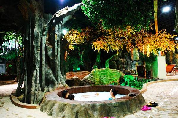 冬日最适合和情侣泡温泉北京,冬季泡温泉旅游攻略