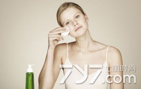 化妆棉的正确使用方法步骤,化妆棉咋用