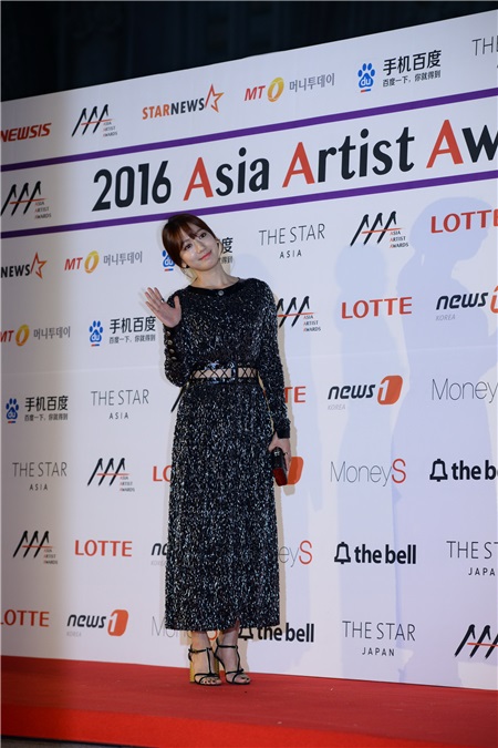 防弹和exo颁奖典礼,yes首尔出席活动视频