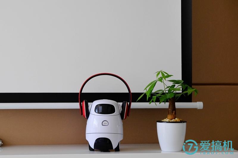 有趣的互动机器人,机器人趣味编程和思维启蒙