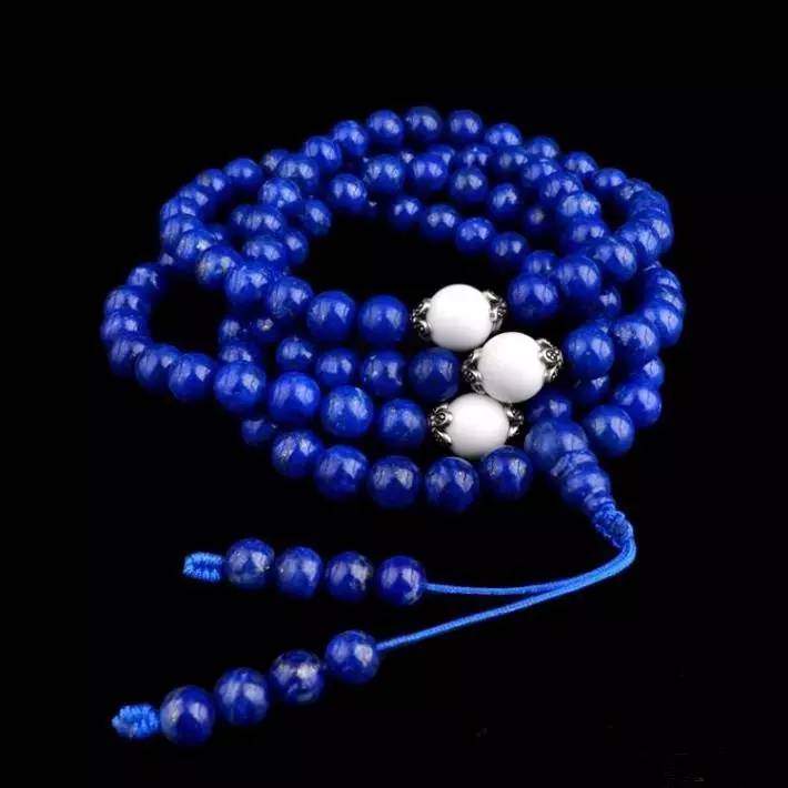 珠宝界硬度极低宝石大盘点,珠宝大牌与青金石