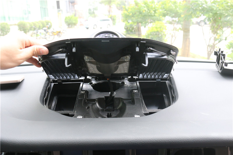 新款保时捷macan导航主机在哪里,2019保时捷macan触摸屏导航功能