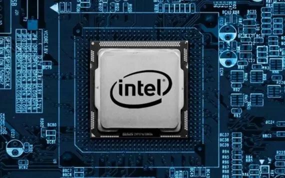 在被窝玩电脑视频,玩电脑是什么体验