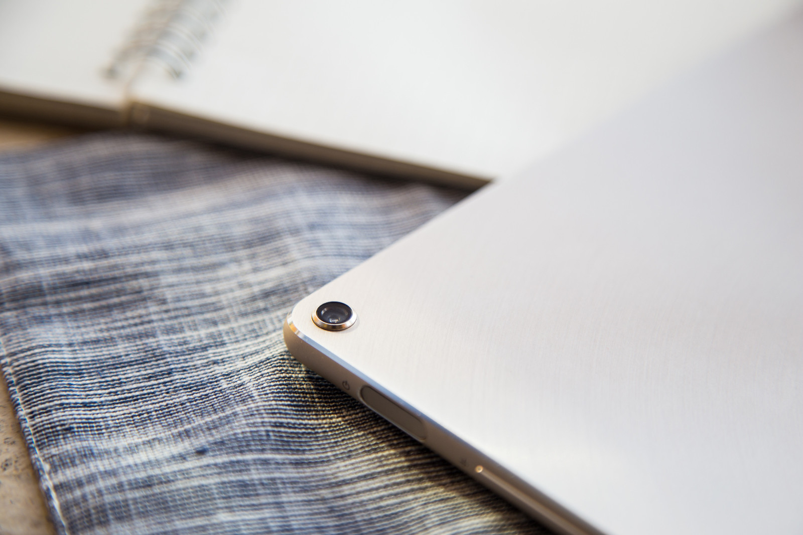 华硕灵焕3升级内存,影音效果好的笔记本