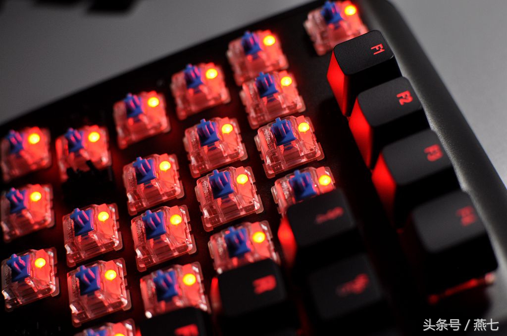 璧涚澘apexm600鐏厜璁剧疆,璧涚澘apexm600鑳屽厜