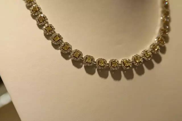 在海上买个岛大概多少钱,在海上卖什么最赚钱