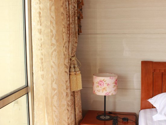 寻找三亚最佳的绝妙酒店，乐山乐水，纵享甜蜜