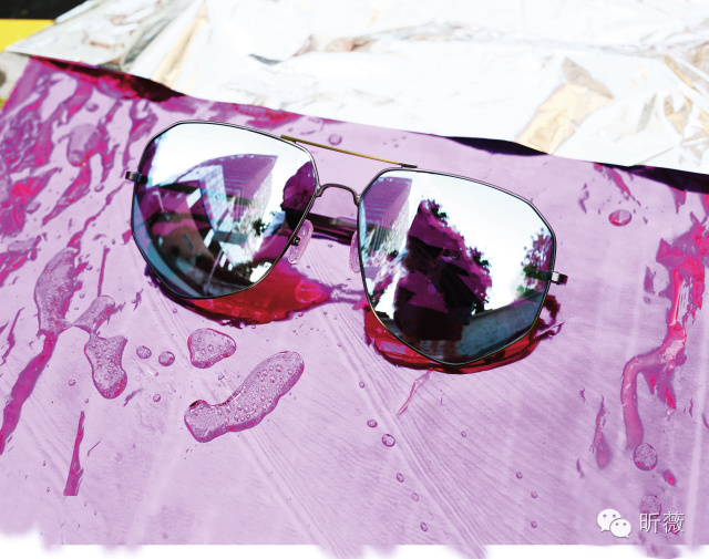 什么款式的太阳镜百搭好看又实用,十大必备女士太阳镜明星出门必备
