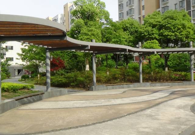 应届毕业生租单身公寓,毕业生如何租到适合自己的小公寓