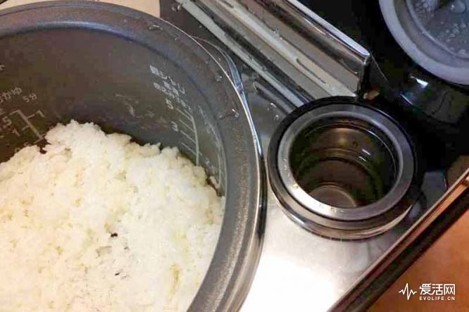 日本电饭煲测评排行,电饭煲哪个牌子的煮饭最好