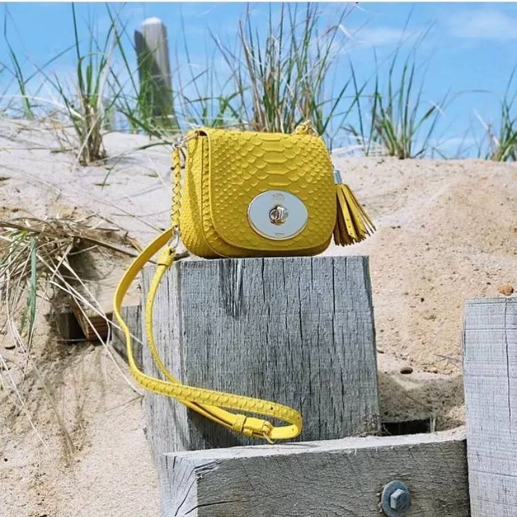 捂紧钱包不乱花,捂紧钱包勒紧裤腰过日子