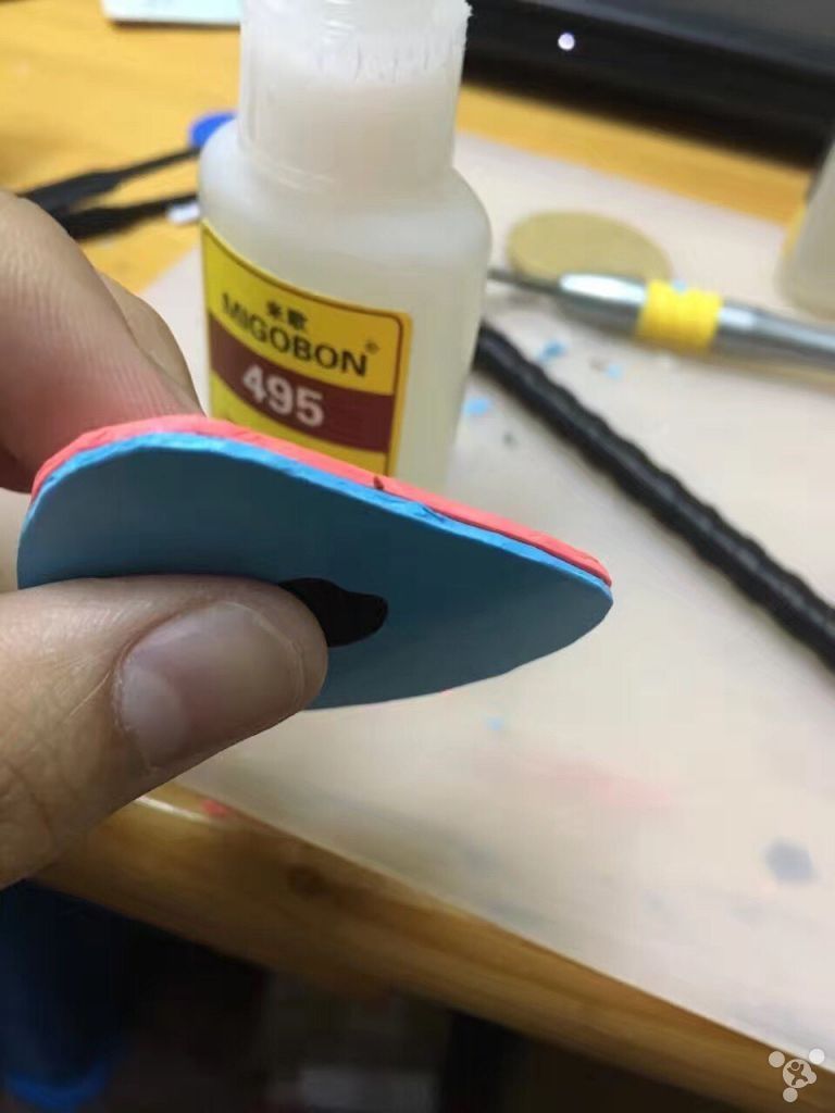 苹果5c换壳教程,iphone5c黑色后盖总成