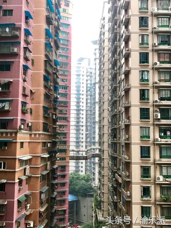 重庆有哪些城市比较好玩,重庆到底有什么好玩的