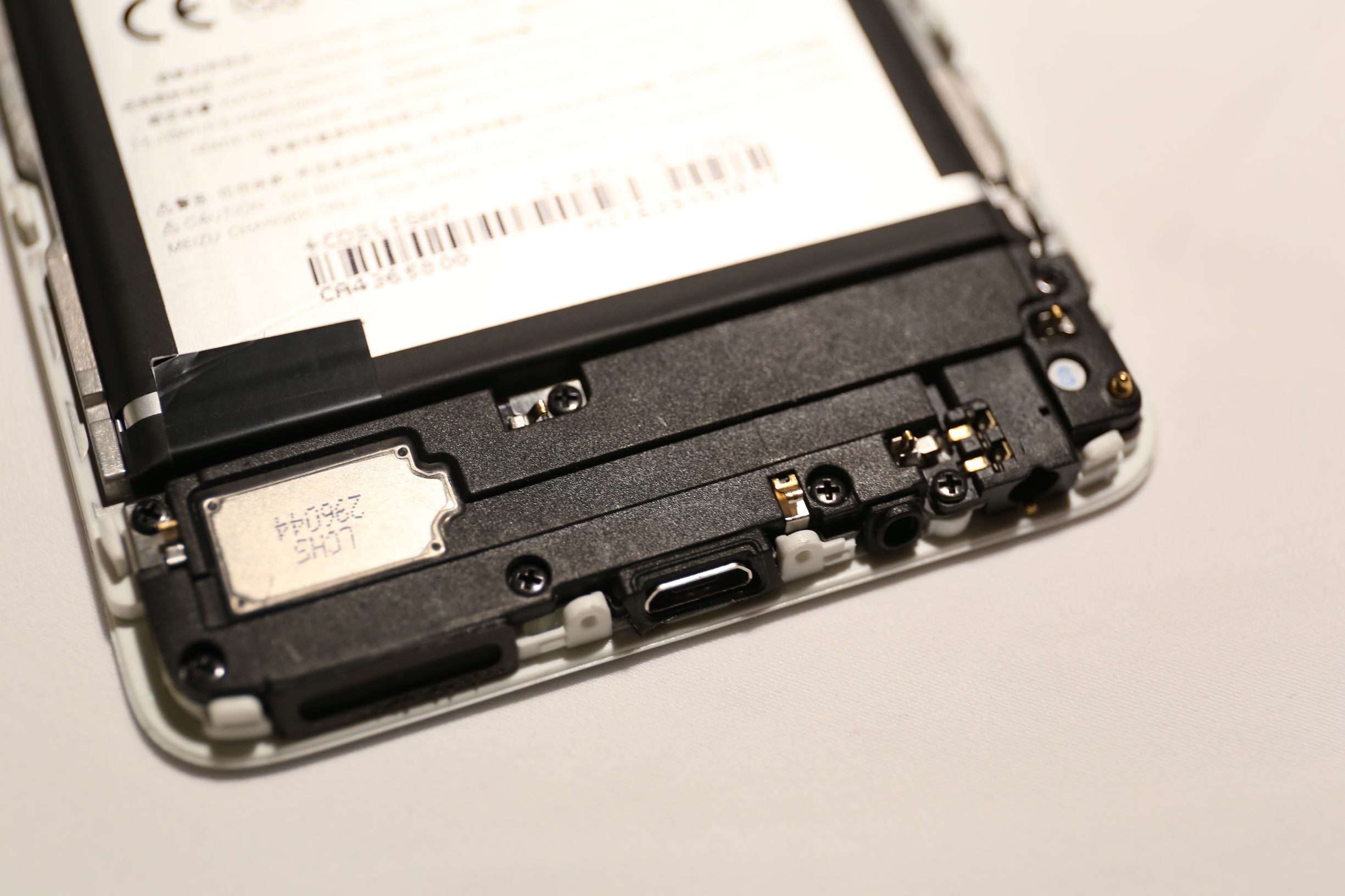 魅蓝note5拆后盖图解,魅蓝note5拆解视频教程