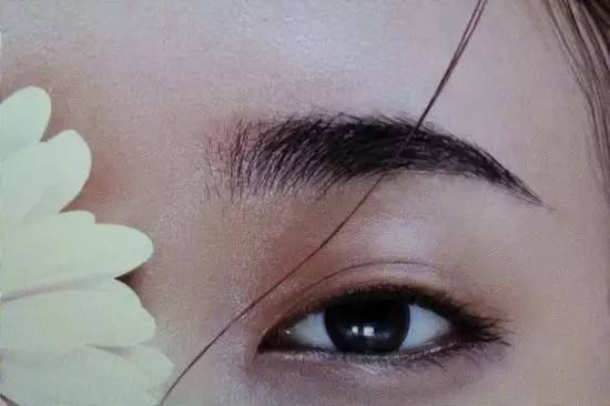 8k电视和4k电视屏有什么区别,液晶电视8k和4k哪个更清晰