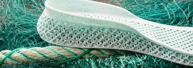 皇马vs拜仁换球衣,非法球衣拜仁皇马曼城