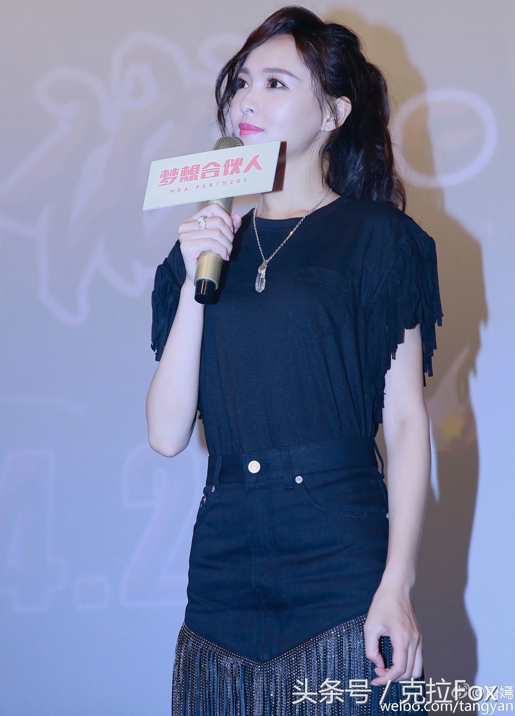 唐嫣罗晋恋情坐实，被称男神收割机的她到底有哪些时尚技能？