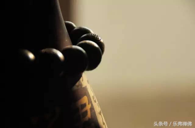 佛珠的线断了怎么办,拜的佛珠断了怎么办