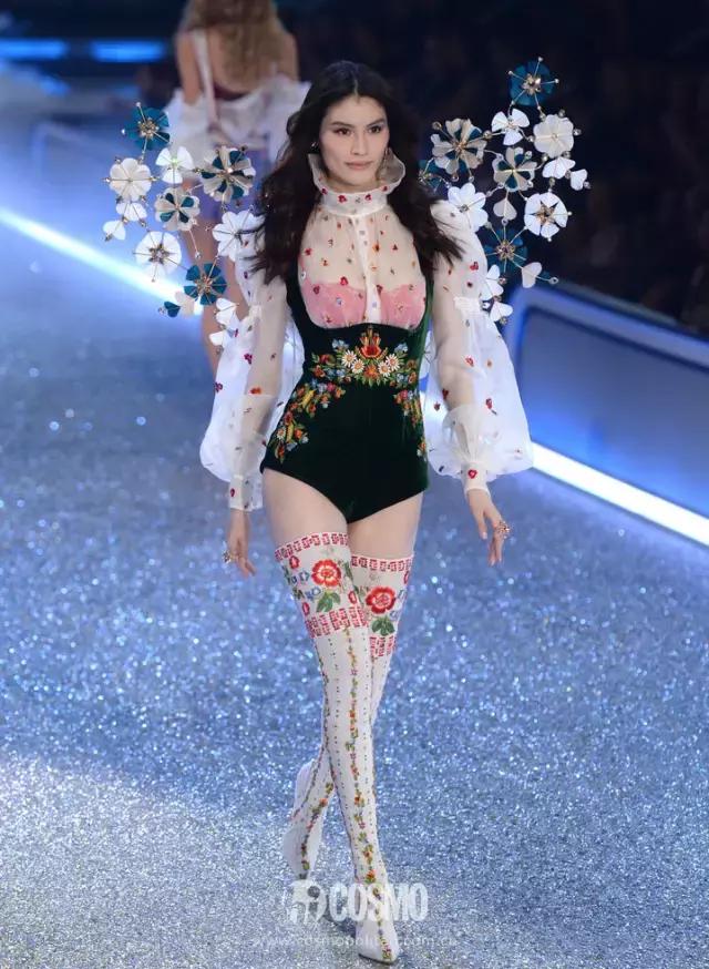 维密秀中国四美走秀,16年维密中国风
