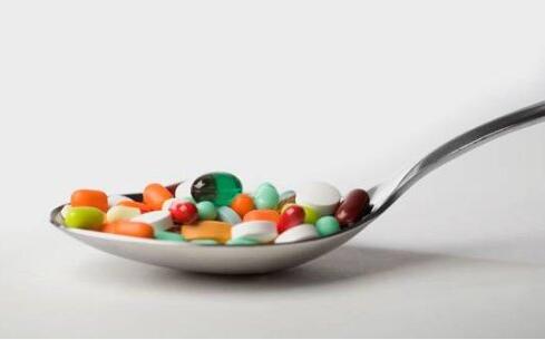 甲状腺手术用胶水粘伤口怎么护理,甲状腺手术后伤口怎么护理