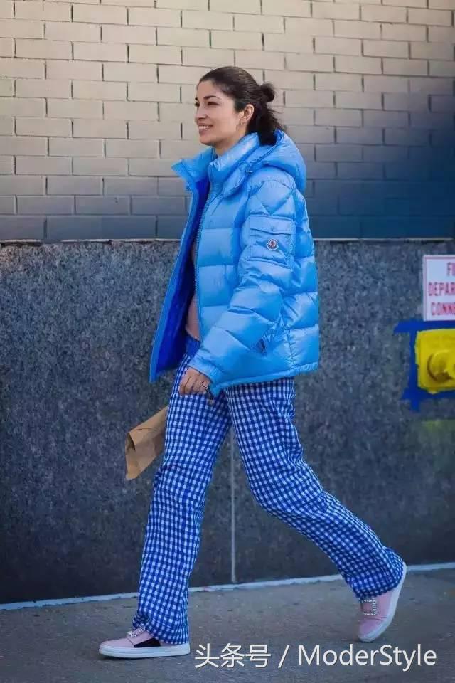 怎么穿棉裤显瘦,宽松棉裤该如何穿搭