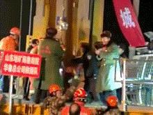 亲历者讲述惊魂一刻,亲历者讲述煤矿坍塌瞬间