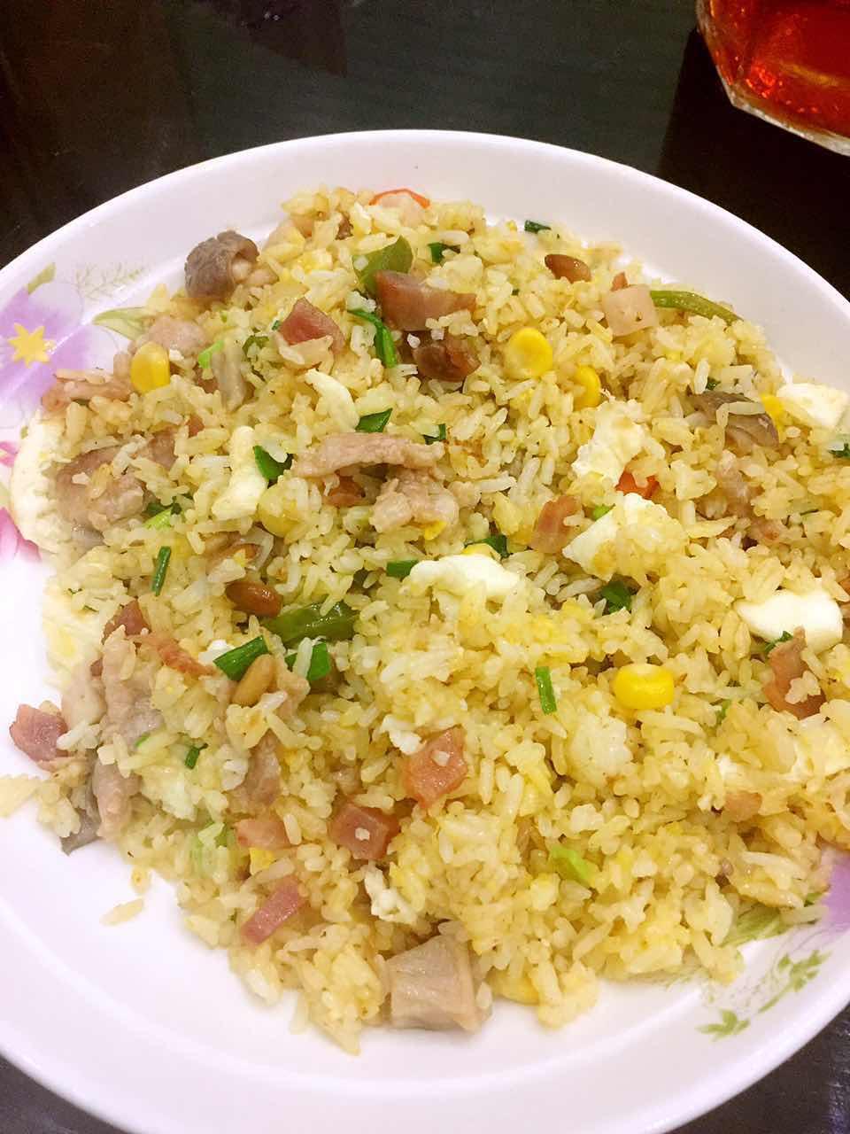 黄金炒饭怎么炒才好吃,黄金炒饭怎么才能炒成颗粒分明