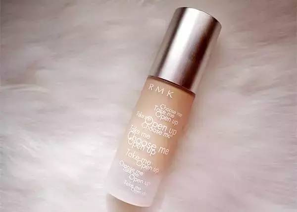 各个年龄阶段适合的护肤品品牌,日本年轻女性用什么化妆品好