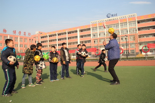 校园足球特色学校建设方案,足球特色学校开展工作
