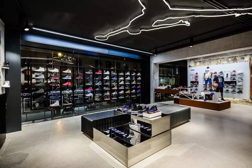 欧洲竟然没有Jordan专卖店,Nike在检讨|Esquiz12