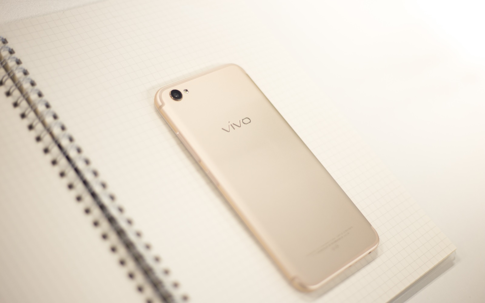 柔光双摄妹子的最爱,vivoX9自拍体验