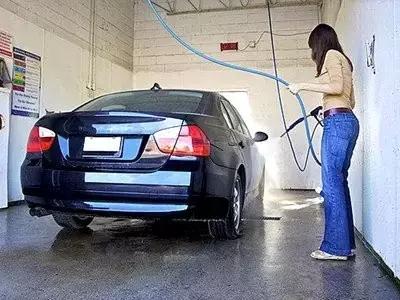 黑色轮毂污渍怎么去除,清洗轮圈最好的方法