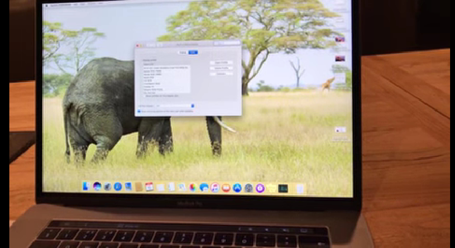 新款macbookpro使用时出现花屏,苹果macbook系统更新白屏
