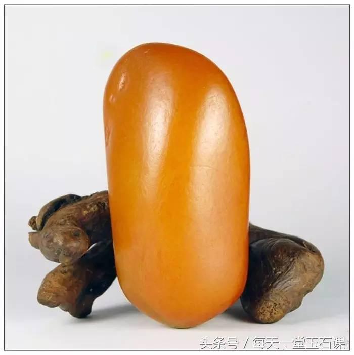 如何鉴别玉的优劣,怎么辨别玉的真假与优劣