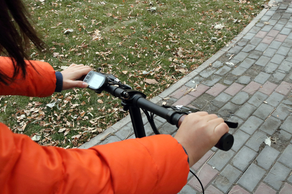 城市通勤利器摩托车,大鱼飞轮威尔