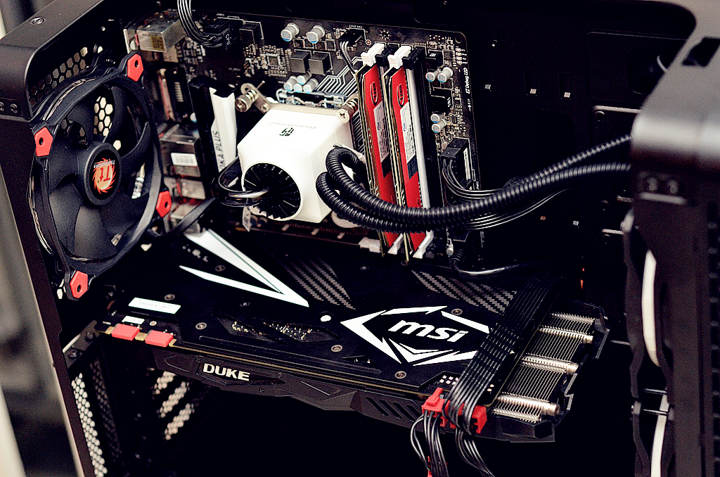 高颜值全景天窗评测,天窗高颜值