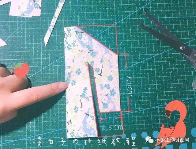 折叠汉服教程,能穿的汉服怎么折