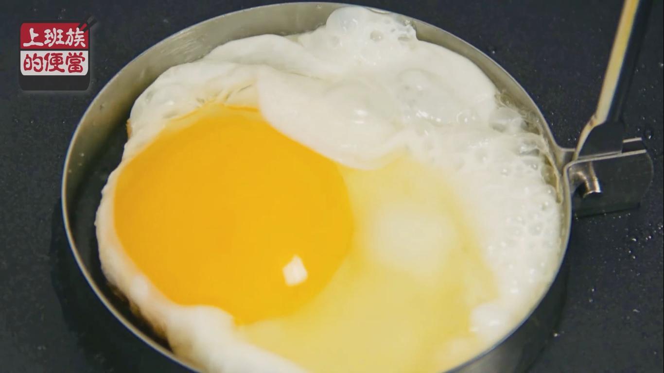 煎鸡蛋西红柿汤的家常做法,艾叶煎鸡蛋的正确做法