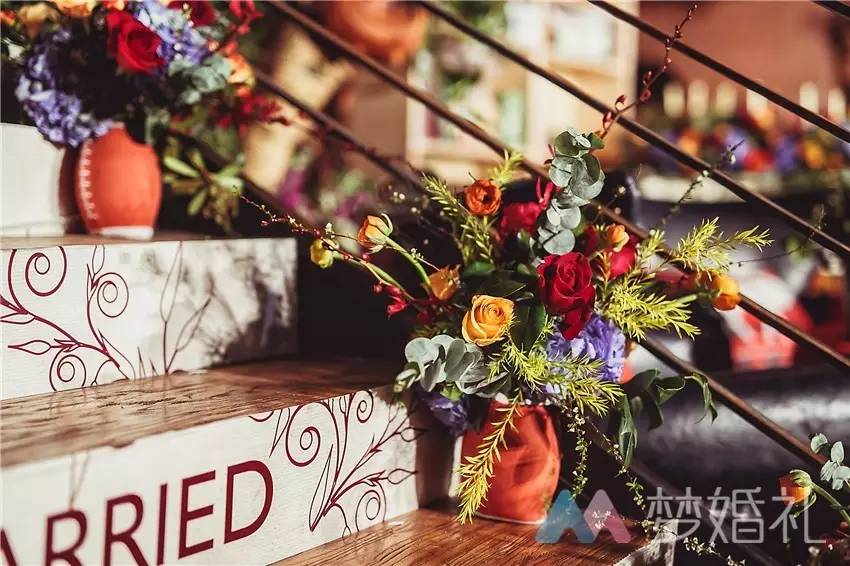 距离和时间终会败给爱情校园婚礼带他们重返高一九班