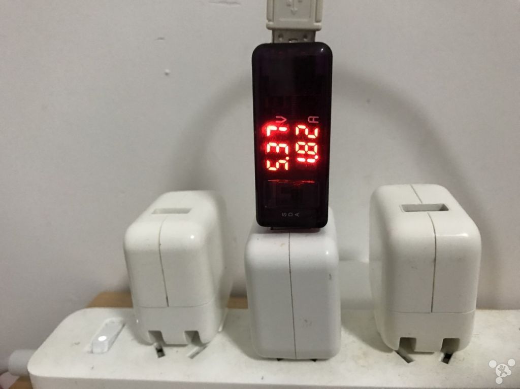 锋友充电器,iphone7使用苹果原装20瓦快充