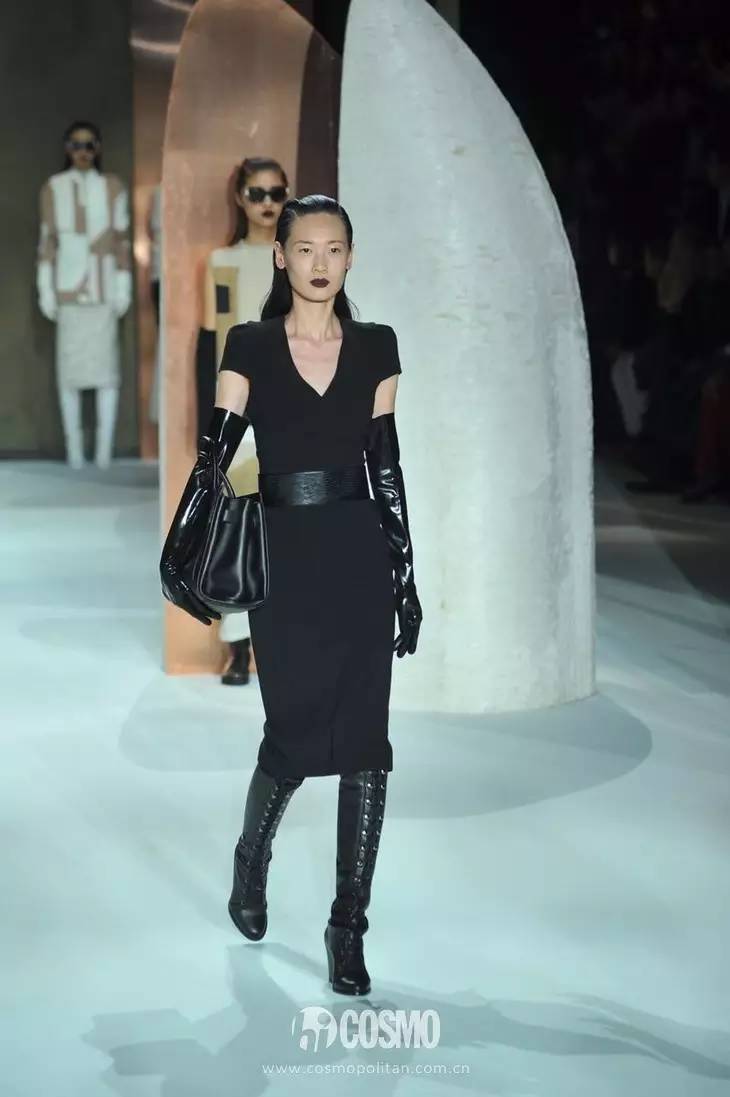 唐嫣江疏影同款,唐嫣江疏影穿搭图片