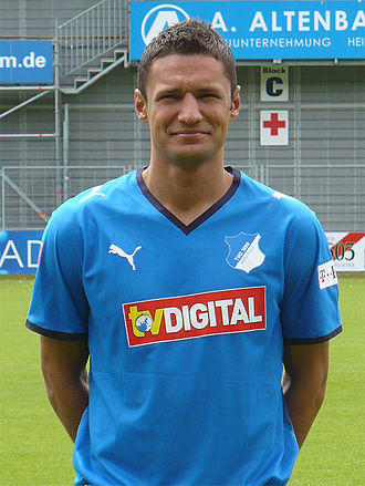 一巨星竟能为三国效力？！球员户口套路多多