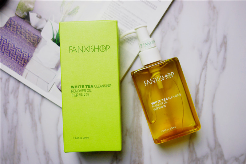 凡茜卸妆油和梦妆卸妆油哪个好,凡茜卸妆油干皮