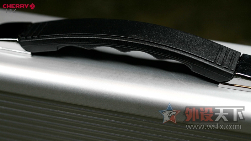樱桃机械键盘mx8.2值得买吗,cherry樱桃mx8.0有线机械键盘