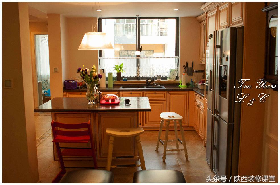 结婚已经十年，十年给老婆的礼物就是这套不大不小的房子