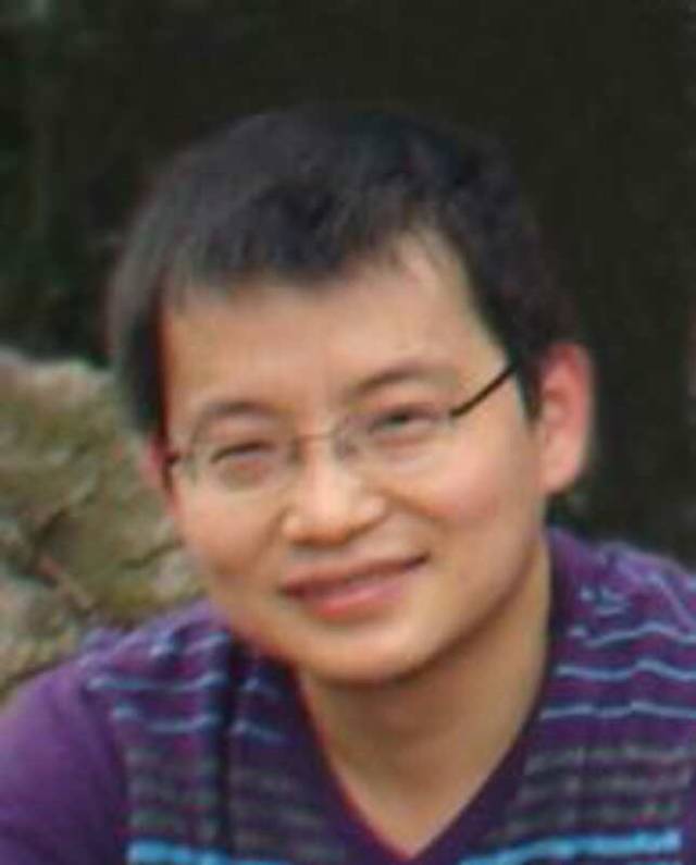 浙大学生上央视用脑电波实现意念操控！让撒贝宁成功脑控王力宏？