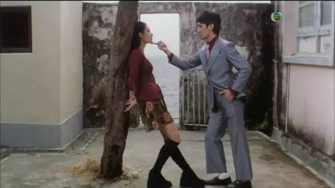 “先生,你见过艳丽的肉没有?”